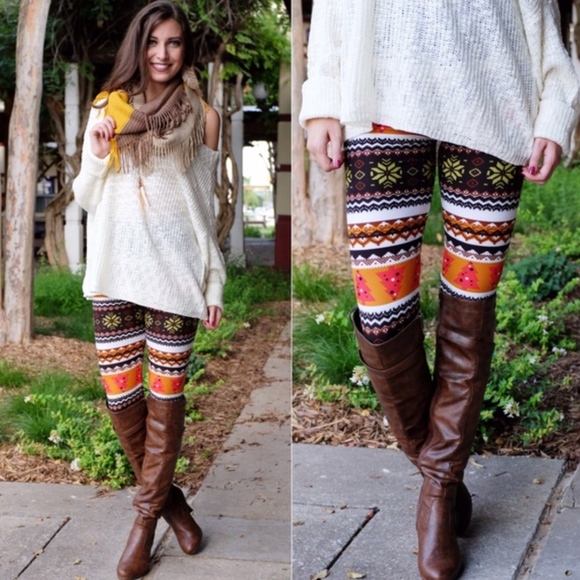 *HOLIDAY SALE* Leggings - Xmas Tree Ultra Soft - Picture 2 of 5